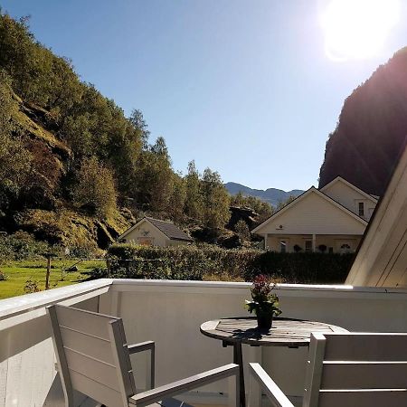 Bright And Cozy Apartment 1.5Km From City Centre Aurland Exteriör bild