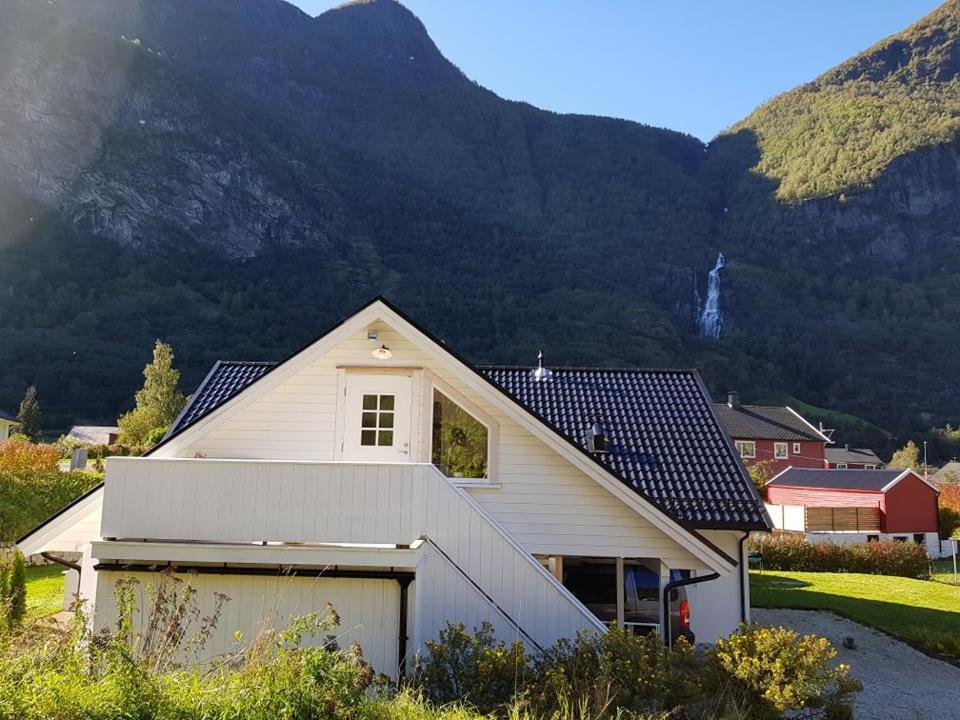 Bright And Cozy Apartment 1.5Km From City Centre Aurland Exteriör bild